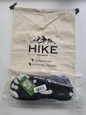 HIKE Footwear - Barefoot Shoe with Black Soles Size 41 (Unisex)
